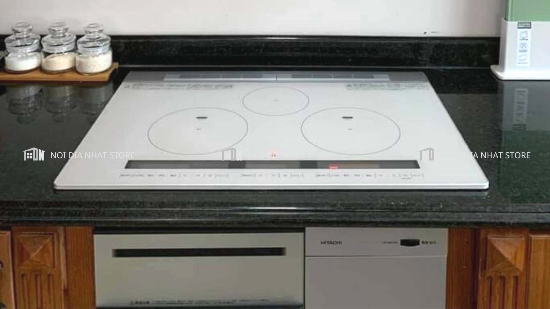 Bếp từ Hitachi HT-M8STWF size 75cm Bep-tu-hitachi-ht-m8stwf