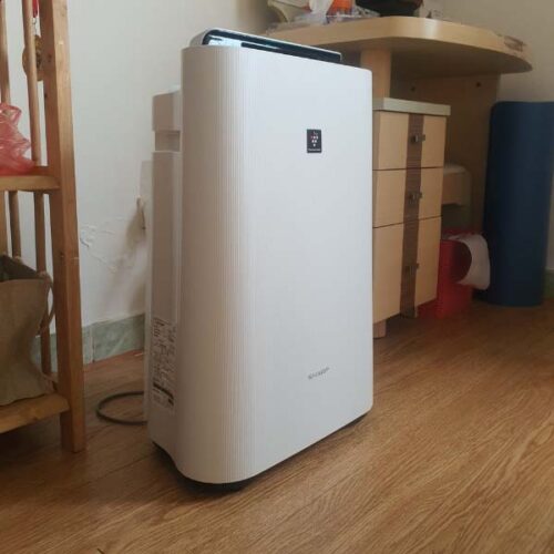 Lọc không khí Sharp KC-J50-W lọc 38 m2 May-loc-khong-khi-Sharp-KC-J50