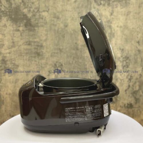 Noi-com-dien-cao-tan-Zojirushi-NP-ZU18
