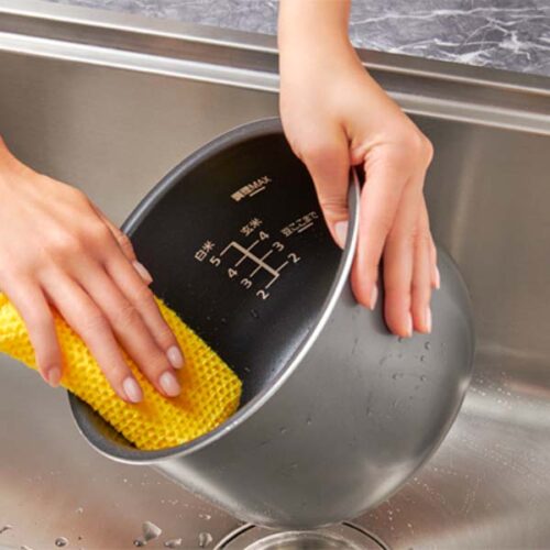 Noi-ap-suat-dien-Panasonic-SR-MP300