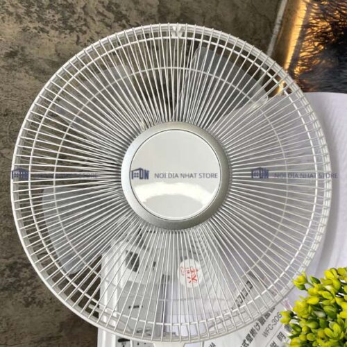 Quat-treo-tuong-Iris-Ohyama-WFC-306