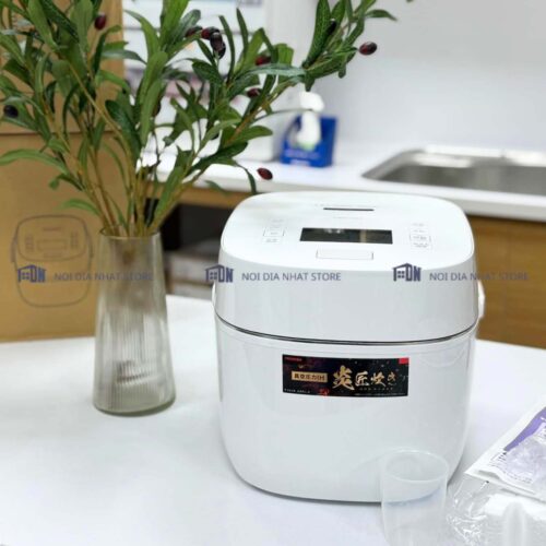 Nồi cơm Toshiba RC-18KGW 1.8L Model 2024~2025 Noi-com-Toshiba-RC-18KGW