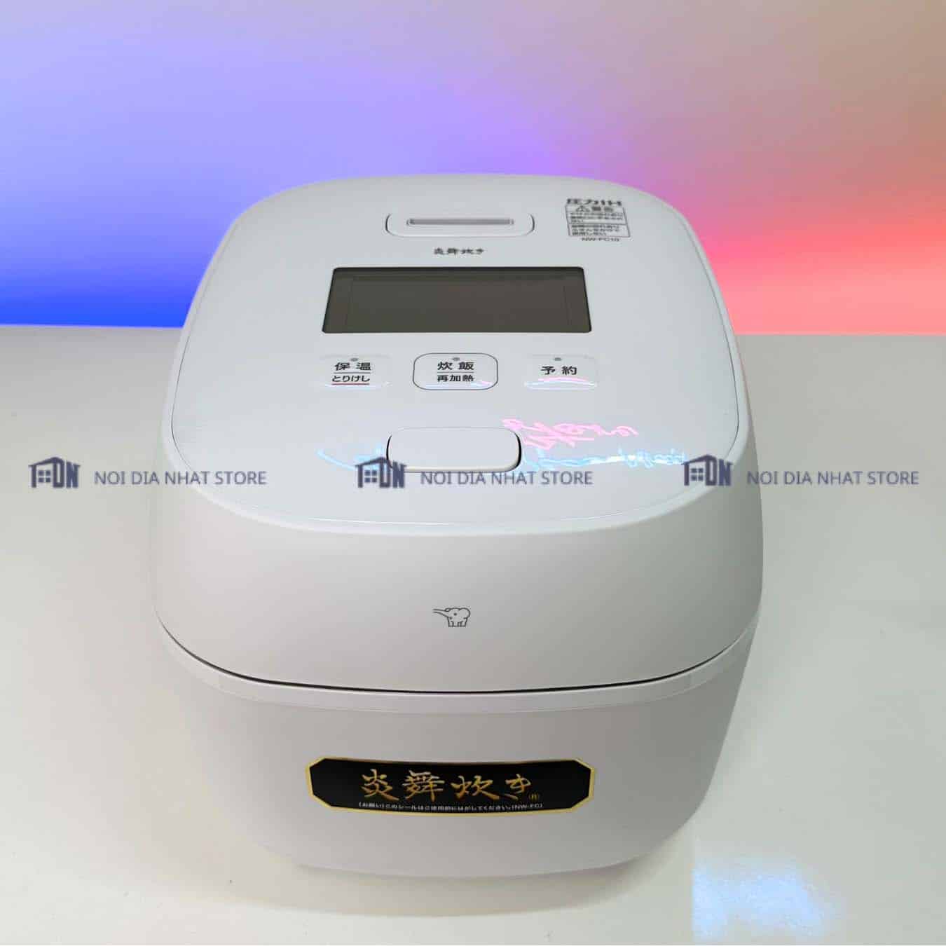 Noi-com-Zojirushi-NW-FC18