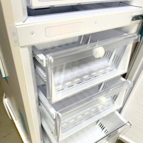 Tủ cấp đông Mitsubishi MF-U22J-W dung tích 218L Tu-cap-dong-Mitsubishi-MF-U22J-W