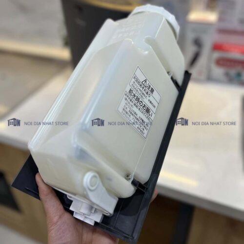 May-suoi-gom-Panasonic-DS-FKX1206