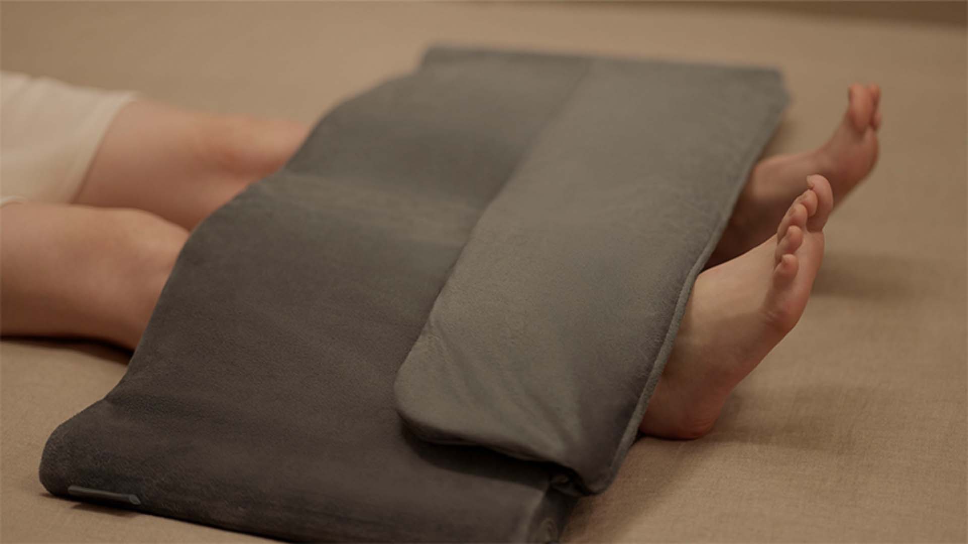 Máy massage chân Panasonic EW-RA152 May-massage-chan-EW-RA152