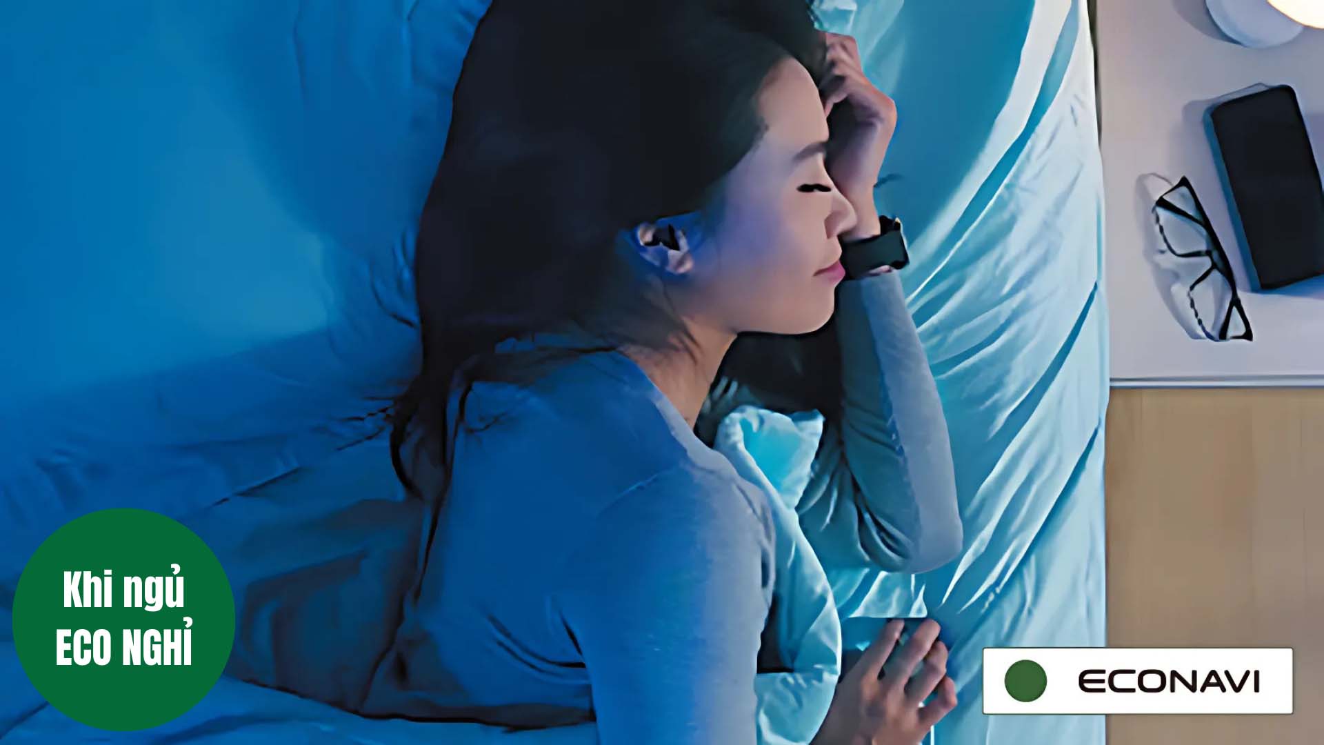 Tu-lanh-Panasonic-NR-FVF45S2-W