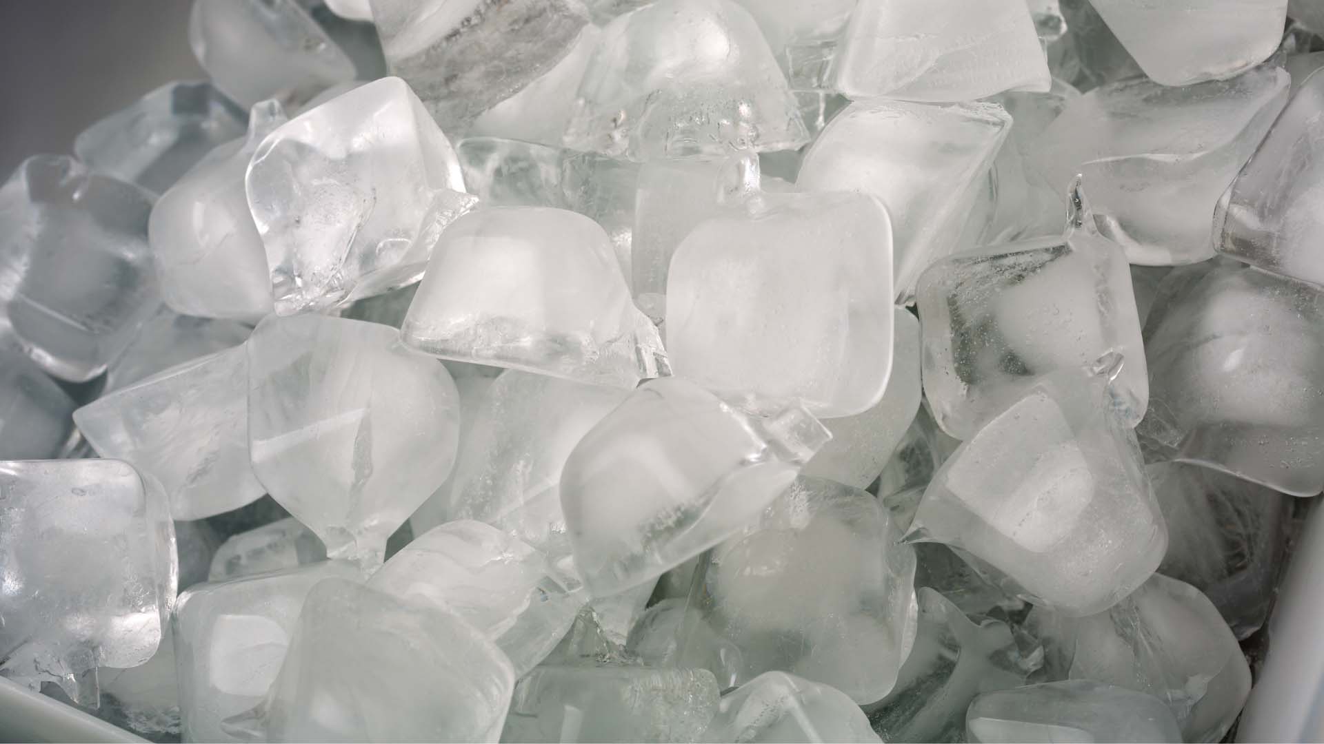 Tu-lanh-Panasonic-NR-FVF45S2-W